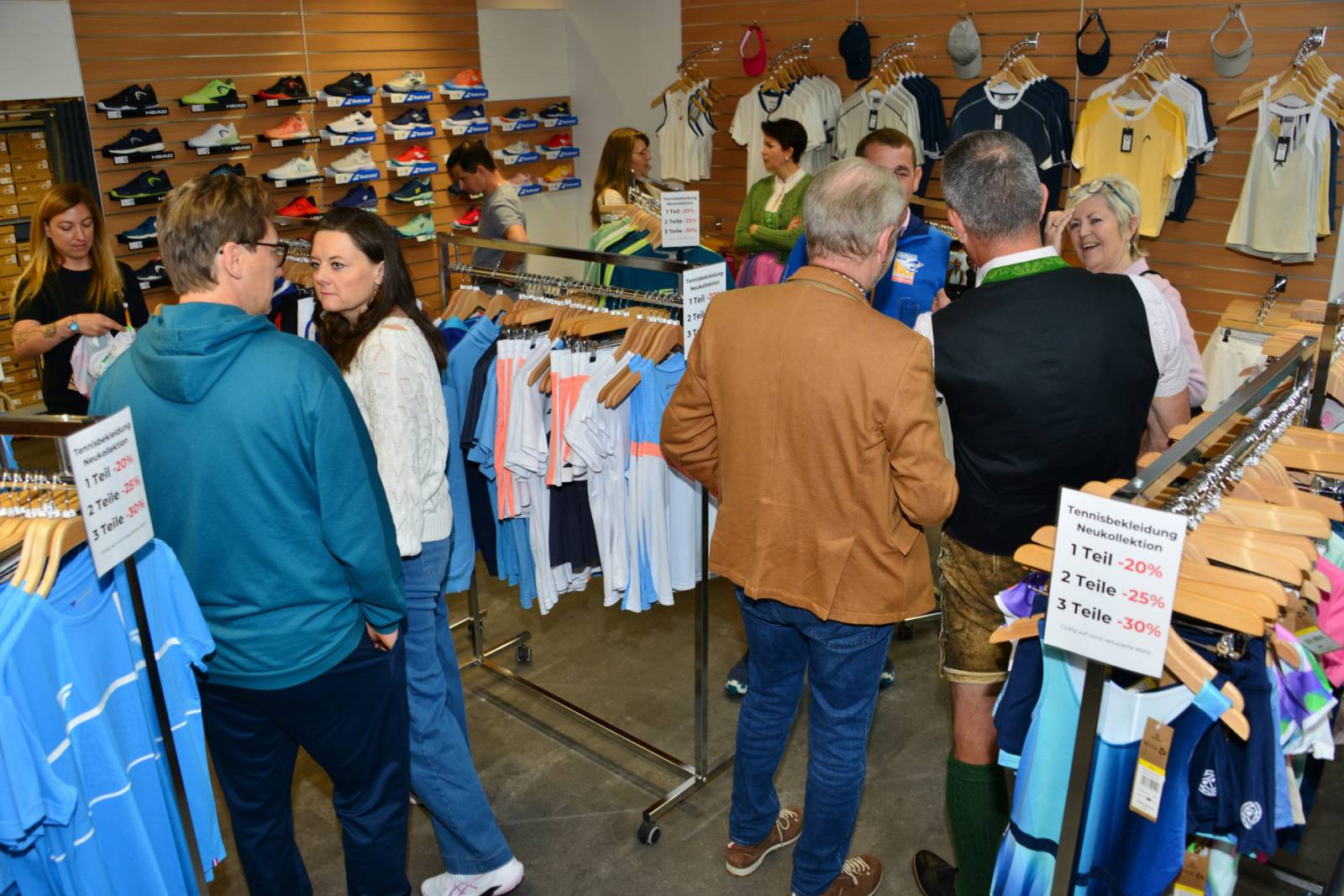 Neueroeffnung Mikes Tennisshop 2025_65