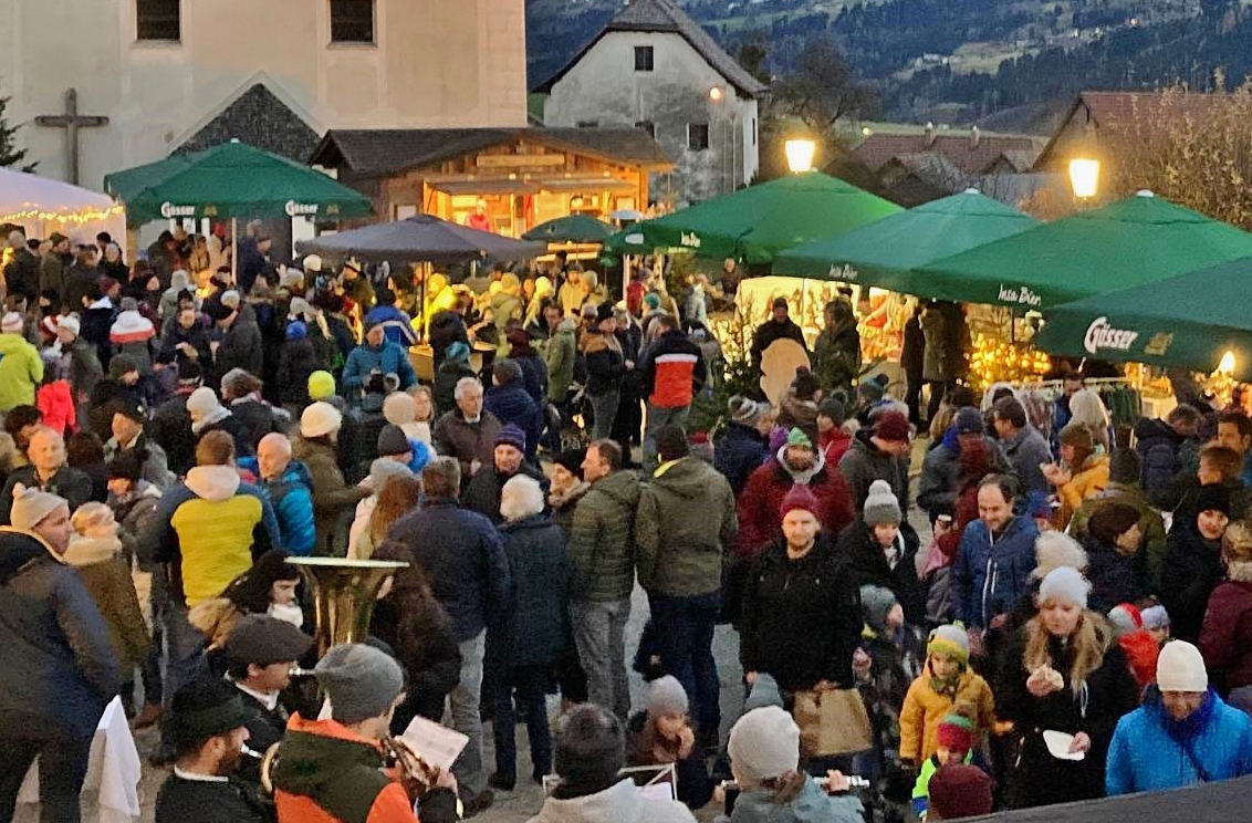 Nikolaus im Assacher Winterwald