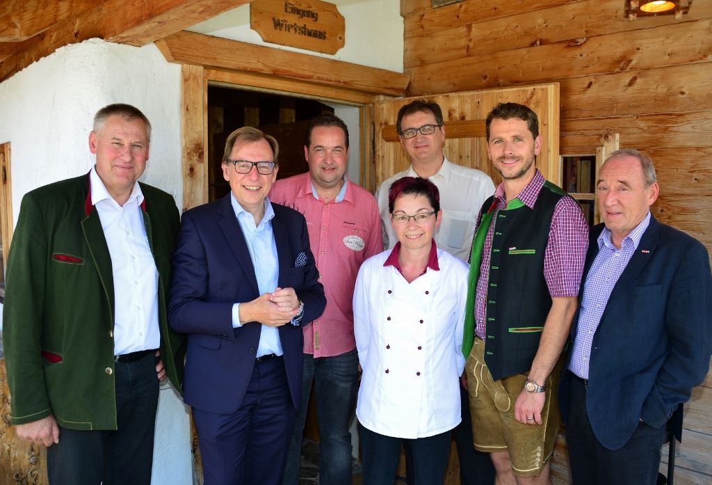 LR Dr.Buchmann besucht das Dörfl