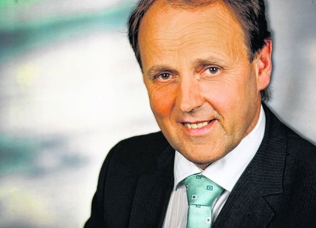 Ehrung der Republik für Hans RESCH