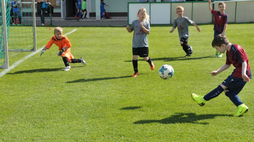 Lasst unsere Kinder wieder Fußball spielen