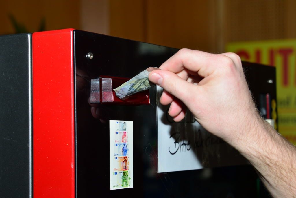 Kartenautomaten aufgebrochen!