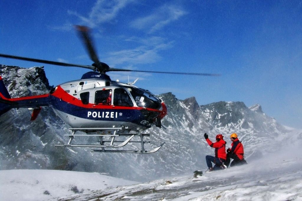 Alpine Notlage am Dachstein