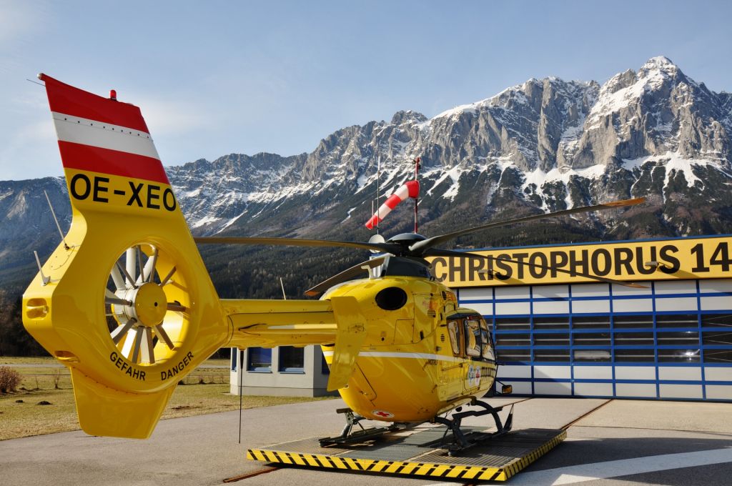 Mann bei Arbeitsunfall schwer verletzt