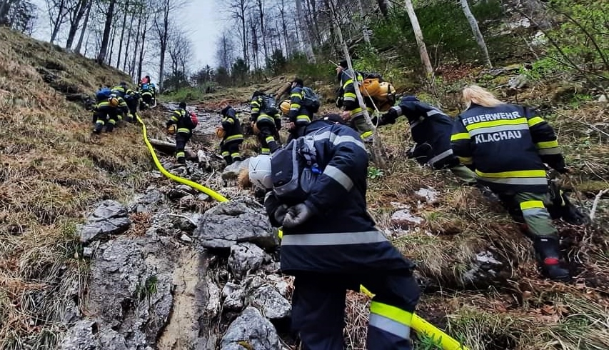 Waldbrand Einsatz in Wildalpen