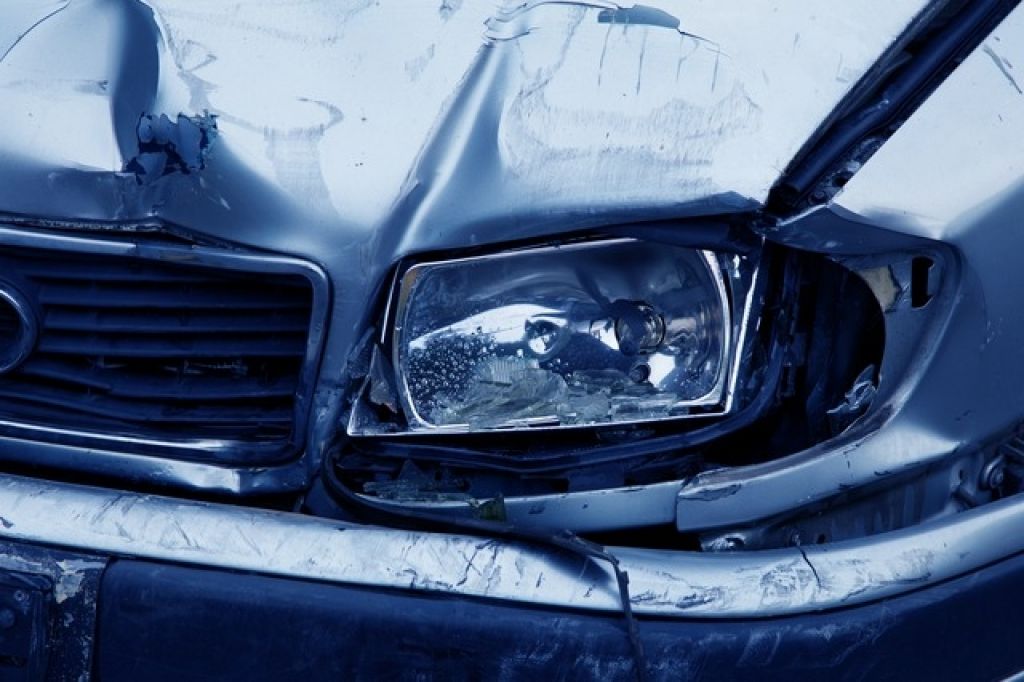 Schwerverletzter bei Verkehrsunfall