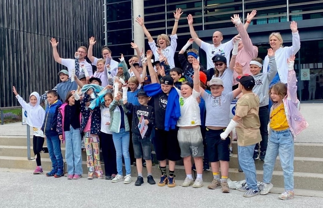 Besuch der Volksschule in der Klinik
