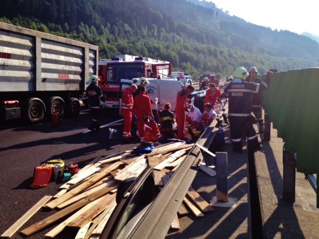 Schwerer Unfall auf der A9