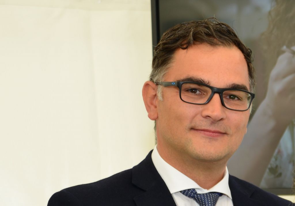 Bürgermeister Alfred Bernhard mit BISS