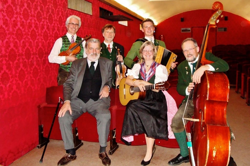 Tötschinger mit Bradlmusi beim Veit