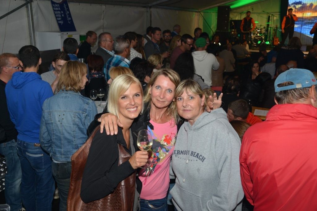 Ungebetener Gast bei der Weinstrasse