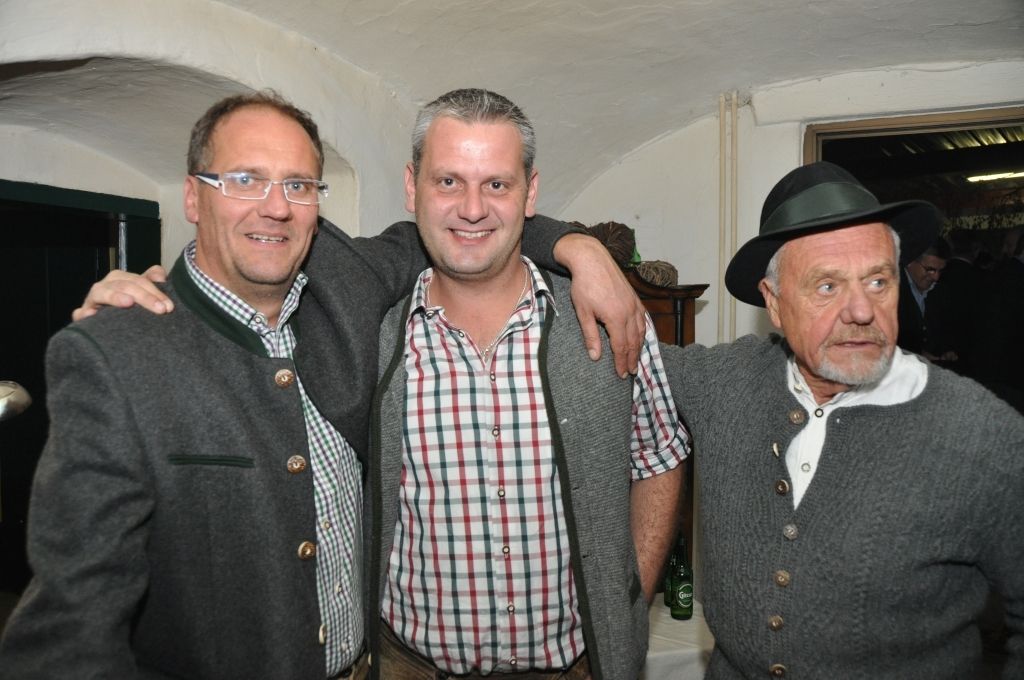 Junker der Provinz, in diesem Discobunker