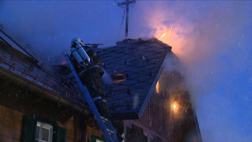 In Lantschern stand Wohnhaus in Flammen.
