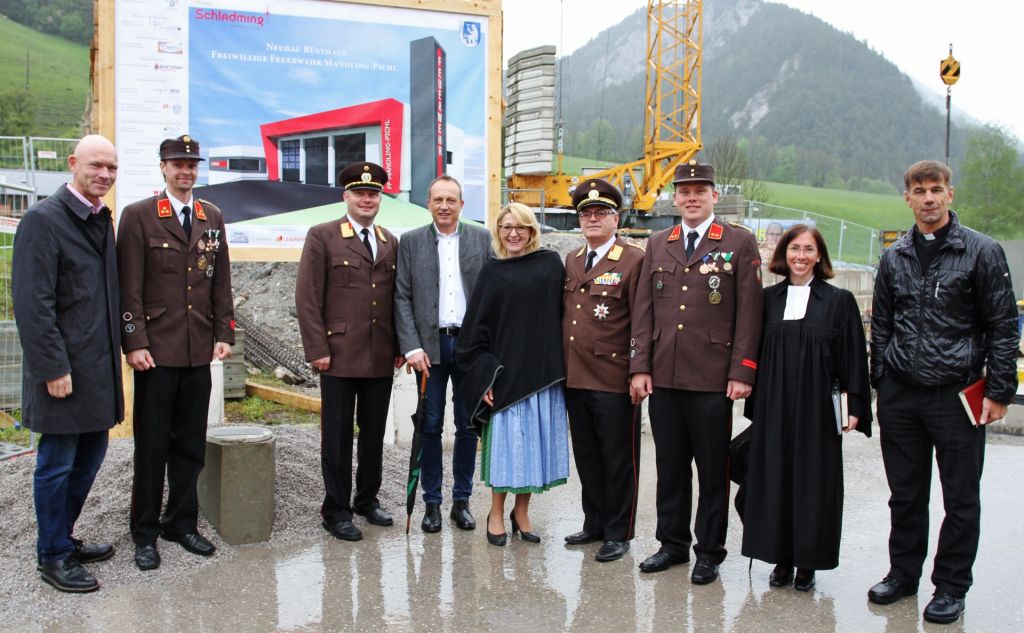 Grundsteinlegung für den Feuerwehr Neubau
