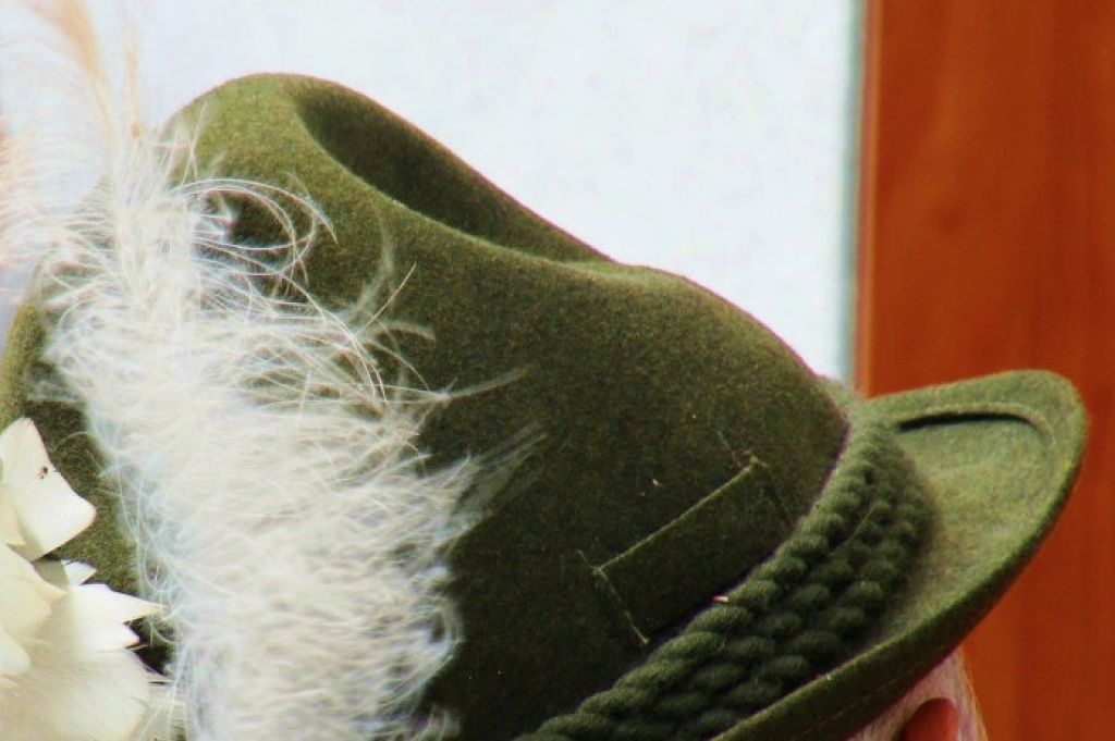 Brautaufwecker schoss auf Fenster
