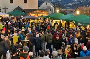 Nikolaus im Assacher Winterwald
