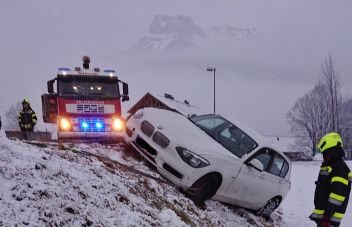 Glück im Unglück bei Unfall in Altaussee