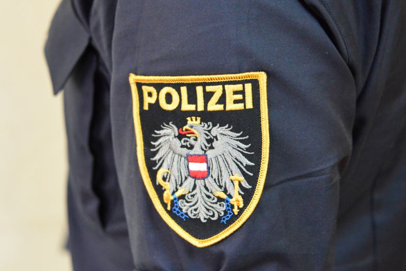 Passant attackiert und am Hals gewürgt