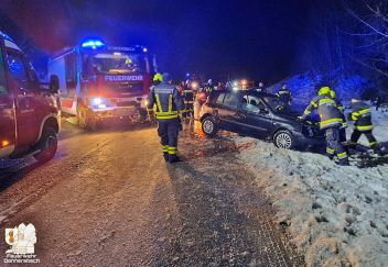 Verkehrsunfall auf der B75