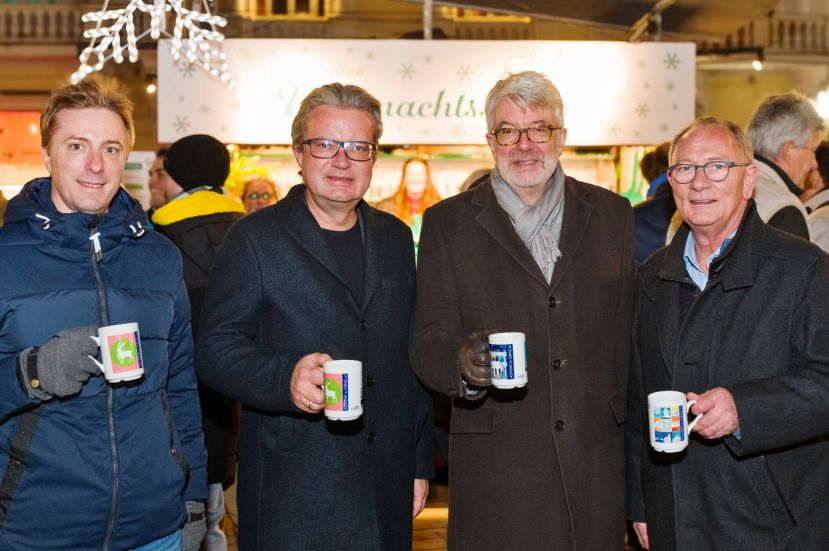 Armin Zebisch von der Leukämiehilfe Steiermark, Landeshauptmann Christopher Drexler, Christian Scherer, Geschäftsführer der Österreichischen Krebshilfe Steiermark und STVP-Landesgeschäftsführer Detlev Eisel-Eiselsberg.