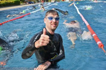 Benefizschwimmen für René im Alpenbad