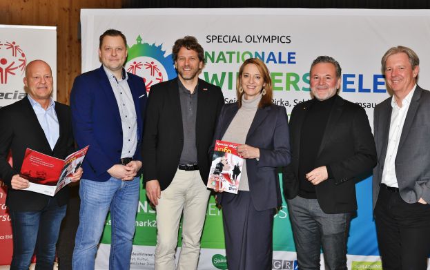 Gerhard Goldbrich (Der Grazer), Georg Kallinger (Steirerkrone), Wolfgang Schaller (ORF Steiermark), Xenia Daum (Kleine Zeitung), Gottfried Bichler (Antenne Steiermark) und Roland Reischl (WOCHE Steiermark)