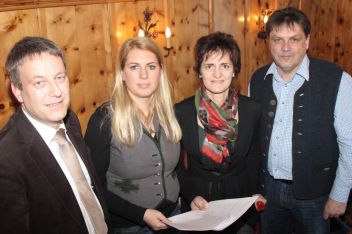 Vbgm. Mag. Hannes Pichler, NAbg. Elisabeth Hakel, BRin Johanna Köberl und LAbg. Ewald Persch