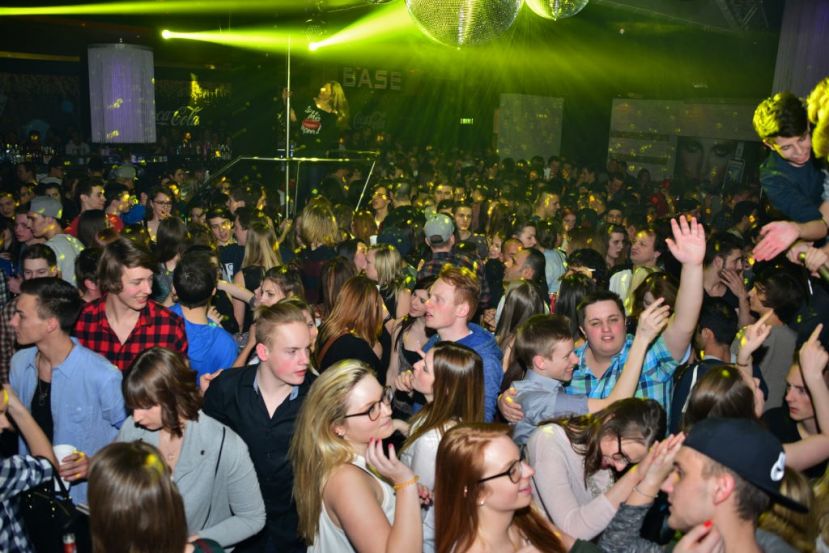 Knallharte Beats und ein Schlagerstar