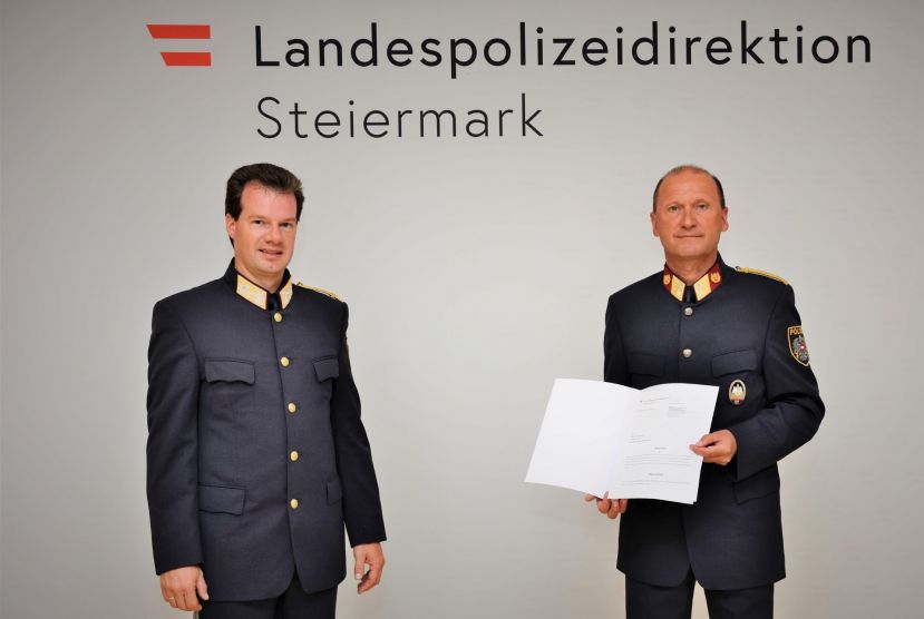 Landespolizeidirektor Hofrat Mag. Gerald Ortner, und Oberstleutnant Siegmund Schnabl, 