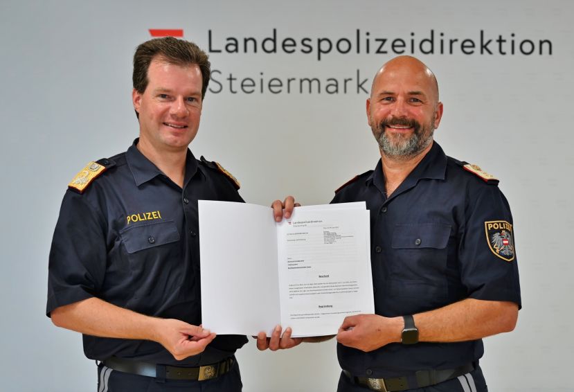 Landespolizeidirektor Gerald Ortner und Chefinspektor Sulzbacher