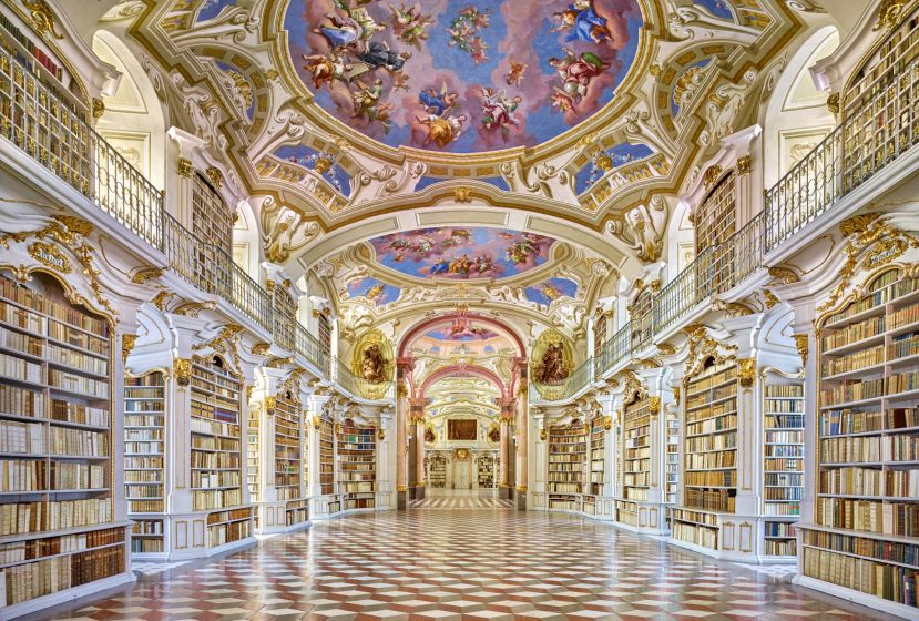 Die weltweit größte Klosterbibliothek kann ab 1. Juli wieder besichtigt werden.