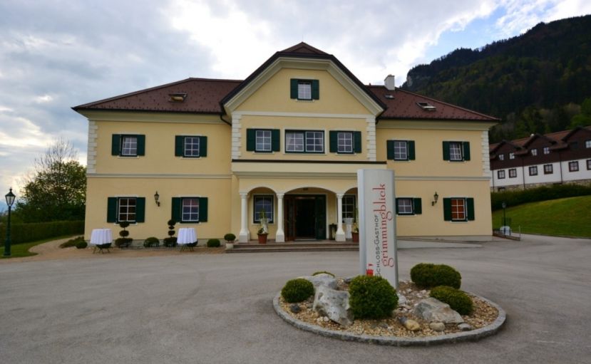 Schloss Gasthof grimmingblick Stainach