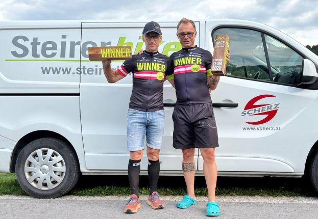 Duo bezwingt das Race Around Austria