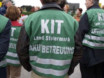 Mann 100 Meter abgestürzt
