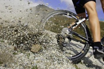 Mountainbikes in Neuhofen gestohlen