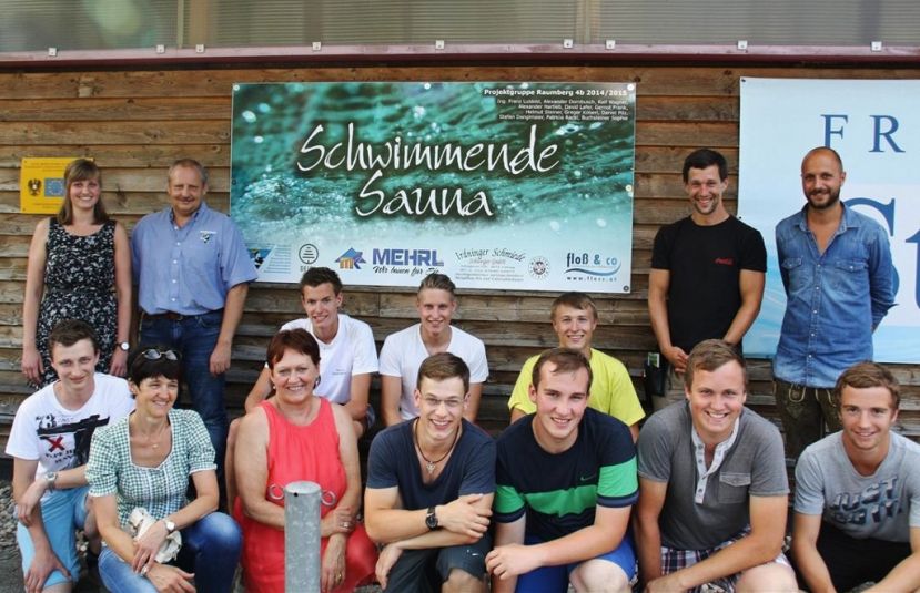 Schwimmende Sauna am Putterersee