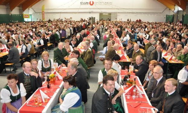Landmarkt lud zum Radio Frühschoppen