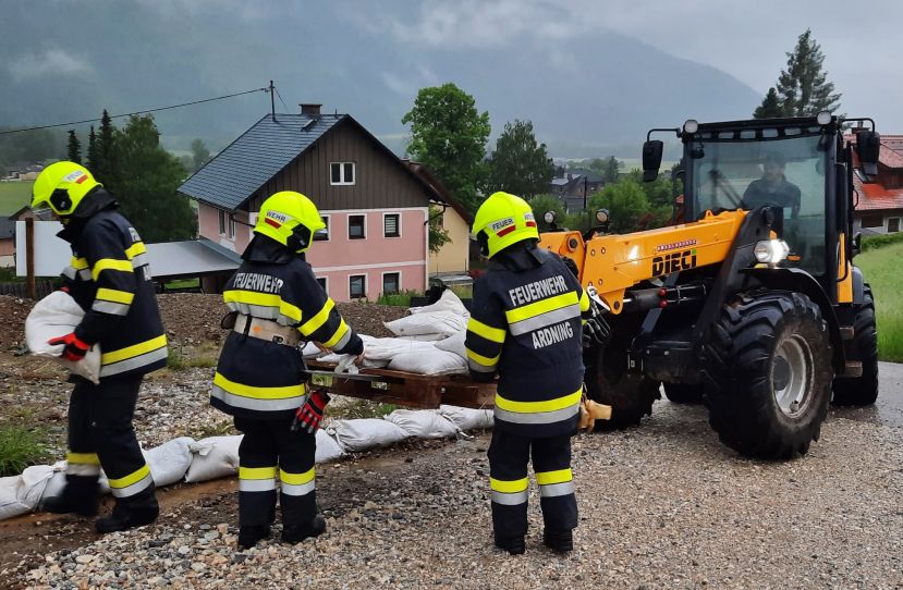 Unwettereinsatz im Bereich Harsbach