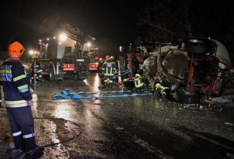 Unfall mit LKW am Pötschenpass 