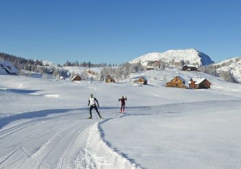 Die Wintersaison 2016/17 hat im Ausseerland-Salzkammergut bereits mit Langlaufen auf der Tauplitzalm begonnen.