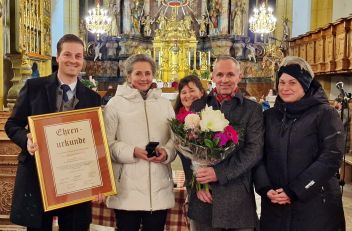 ürgermeister Thomas Reingruber, Margit Maierhofer, 1. Vizebürgermeisterin Alexandra Rauch, Gemeindekassier Ulrich Höring und Gemeinderätin Anna Krammer