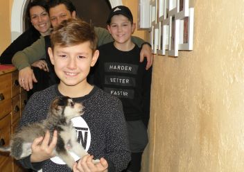 Jimmy – das Hündchen aus der Mülltonne