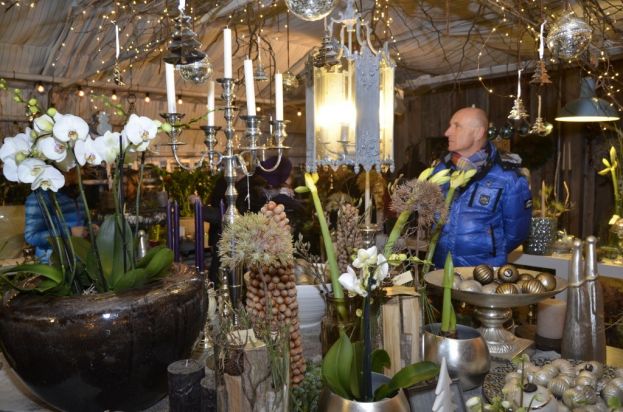 Adventbasar bei Blumen Pranzl