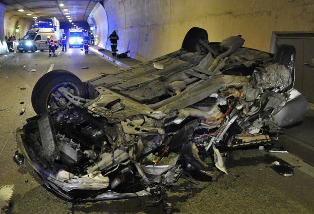Verkehrsunfall im Bosrucktunnel