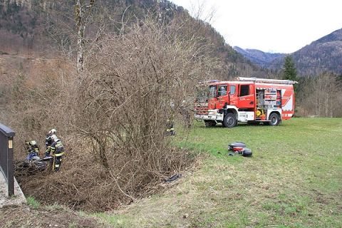 Motorradunfall auf der B115 in Altenmarkt