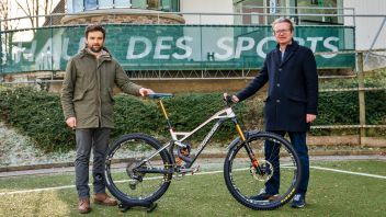 Sportlandesrat Christopher Drexler mit Mountainbike-Koordinator Markus Pekoll