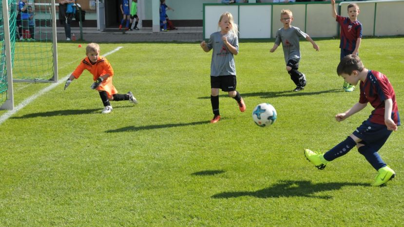 Lasst unsere Kinder wieder Fußball spielen