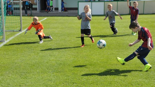Lasst unsere Kinder wieder Fußball spielen