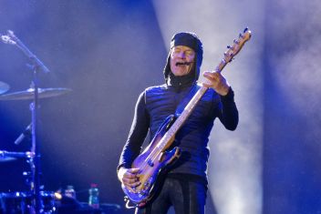 Superstar Sting glänzte mit cooler Show