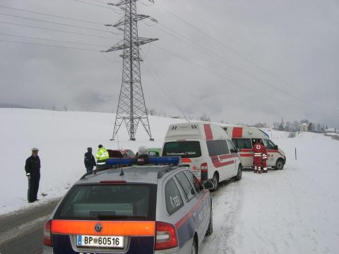 Zwei Verletzte bei Verkehrsunfall